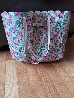 Candies Floral Purse